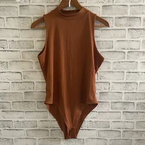 Women’s brown camel colored mock neck sleeveless body suit XL